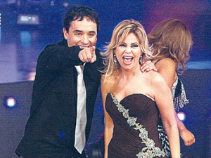 Gisela Valcárcel, Roberto Martínez