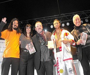 Beto Ortiz,  Carla García Buscaglia, Oswaldo Cattone, Aldo Miyashiro, Jonathan Maicelo