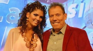 Thalía Estabridis, Magaly Medina, Raúl Romero, Canta si Puedes