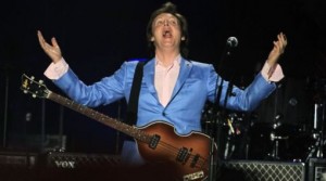 Reina de Inglaterra, Paul McCartney