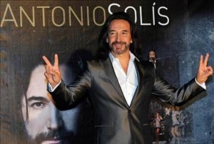 Una noche de luna, Marco Antonio Solís , Buenos Aires, N'Klabe, La Salsa vive: Salsa Lives,  musica