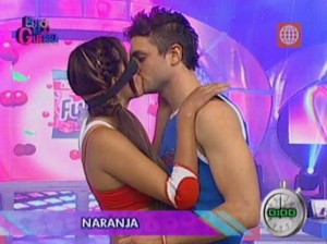 Esto es Guerra , Nicola Porcella , Angie Arizaga , Videos de Espectáculos