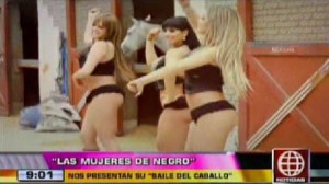 caballo , modelos , Farándula peruana , Las Mujeres de Negro , Gangnam Style , establo , sexy coreografía , Leysi Suárez , Anabel Torres , Grace Becerra , Psy