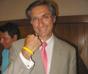 Federico Salazar, Raúl Romero,Andrés Wiese, Raúl Tola, Joselito Carrera, Luigi Carbajal. 