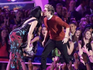 Katy Perry , Justin Bieber , One Direction , MTV Video Music Awards 2012 , MTV , VMA