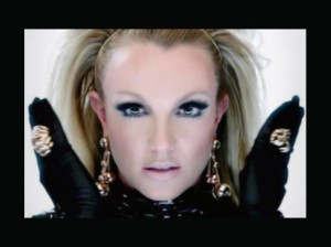 Britney Spears , Will.i.am , The X Factor , Scream and Shout , Video del Día