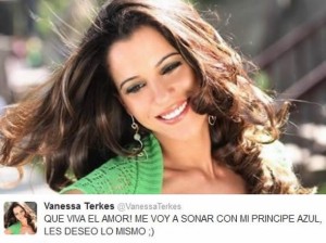 Vanessa Terkes , Roberto Martínez , Twitter , Facebook